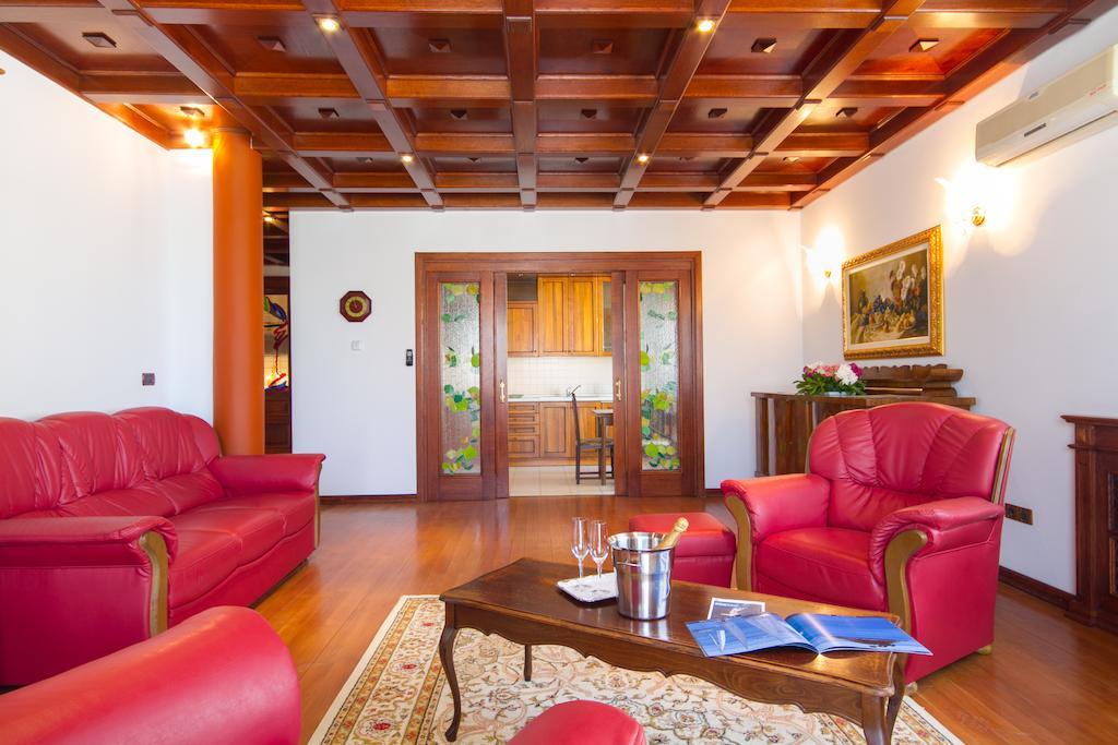 Villa Sveta Eufemija - Bed And Breakfast Ровінь Екстер'єр фото