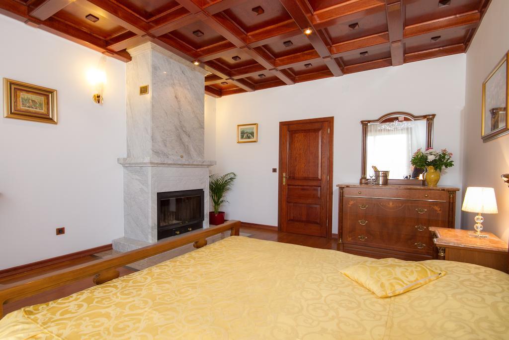 Villa Sveta Eufemija - Bed And Breakfast Ровінь Номер фото